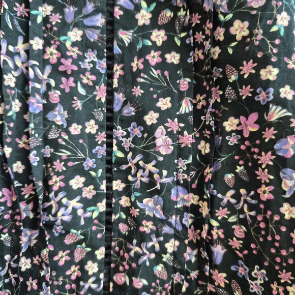 J. Crew Liberty Floral Top SIZE 6 - Picture 6 of 9